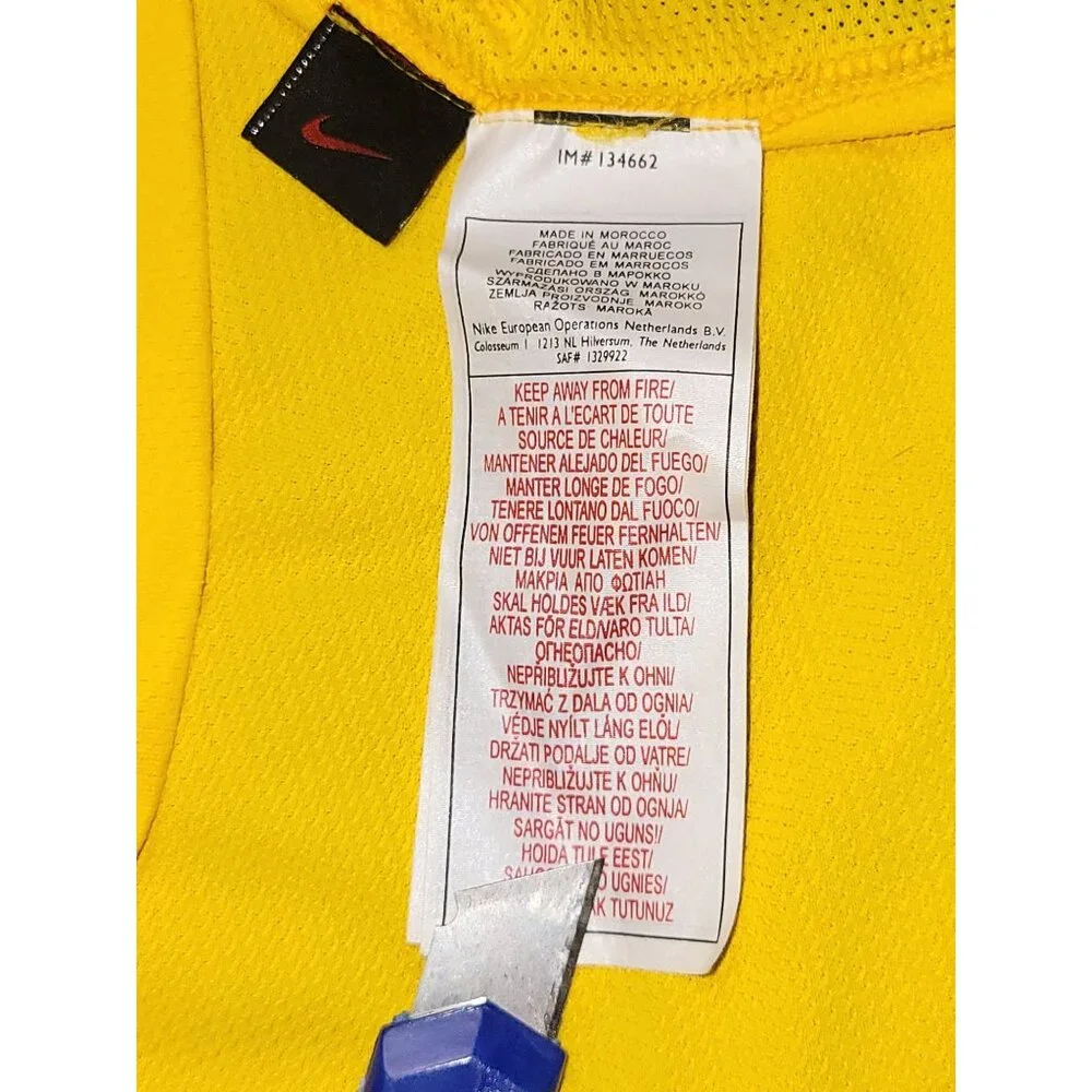 Ronaldinho Brazil 2006 World Cup Home Soccer Jersey Shirt XL SKU# 103889 - Picture 6 of 9